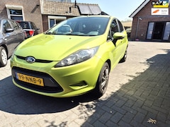 Ford Fiesta - 1.25 Trend 5 Deurs Airco Nieuwe Apk 06-08-2027