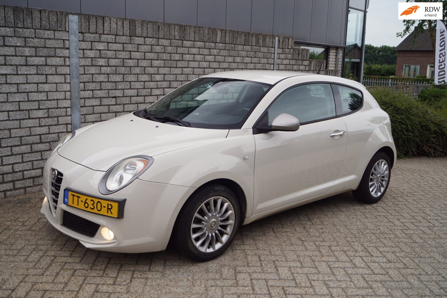 Alfa Romeo MiTo - 1.4 Progression Airco Elektrische Ramen en Spiegels Sportstoelen LMV ENZ. - AutoWereld.nl