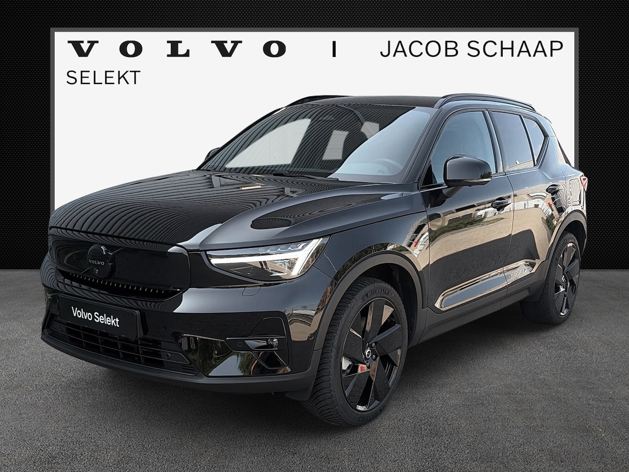 Volvo EX40 - Single Motor Extended Range Plus Black Ed. 82 kWh / 20" Velgen  Black / Pixel Led / Audio - AutoWereld.nl
