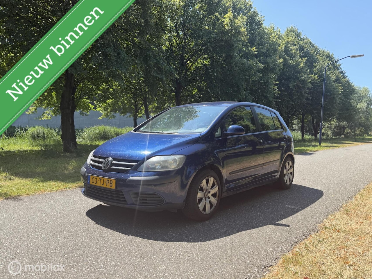 Volkswagen Golf Plus - 1.6 FSI Comfortline*AUTOMAAT*CRUISE*NAVI - AutoWereld.nl