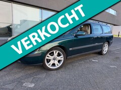 Volvo V70 - 2.4 Comfort 7 P CLIMAT AUTOMAAT BJ 8-2001 APK 7-2027