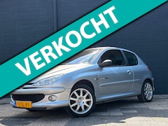 Peugeot 206 - 1.6-16V Quiksilver | Airco | Nieuwe APK