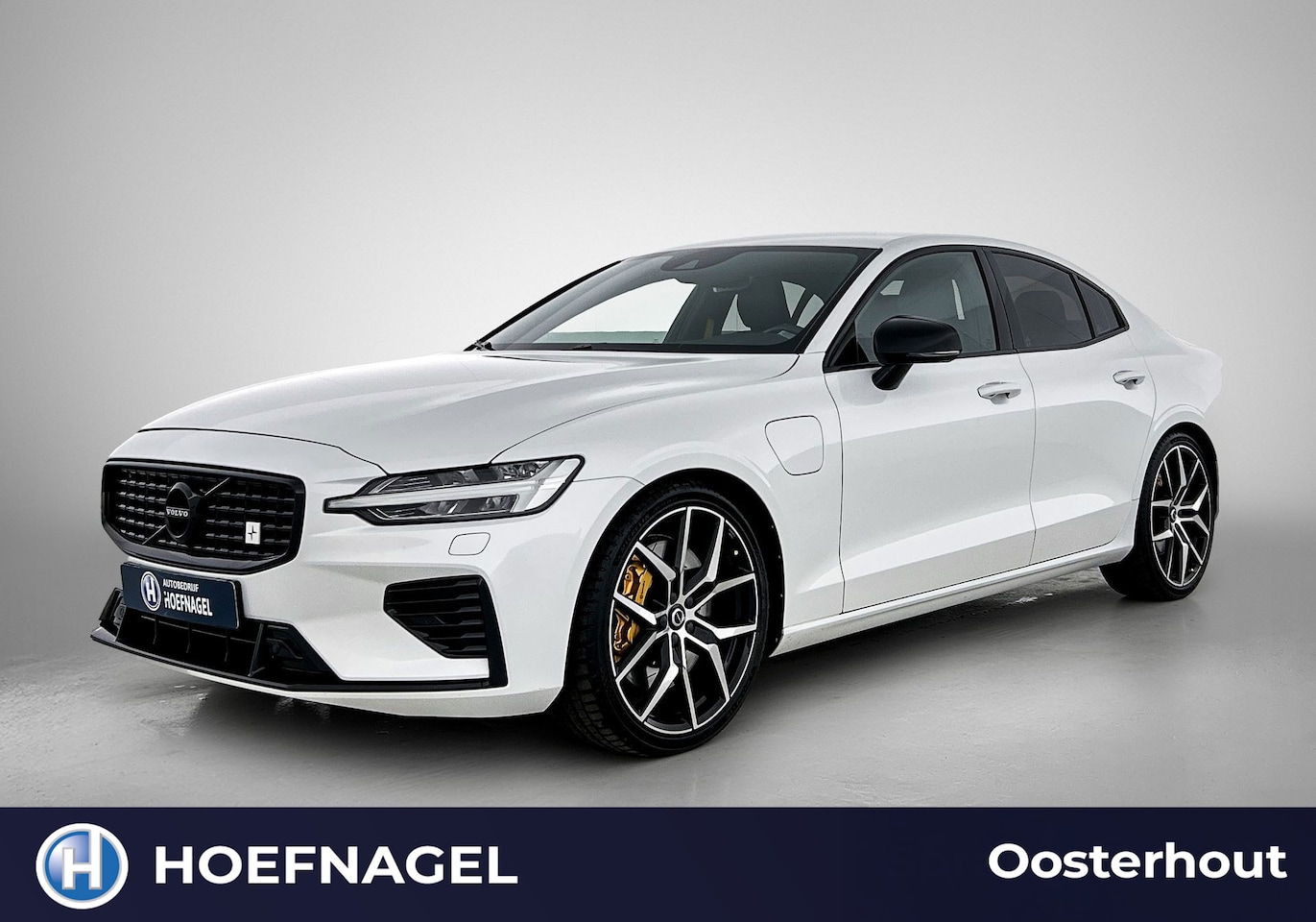 Volvo S60 - 2.0 T8 AWD Twin Engine Polestar Engineered | Automaat | Adaptive Cruise| Stoel/stuurverwar - AutoWereld.nl