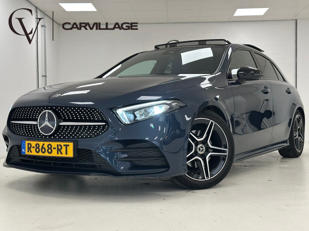 Mercedes-Benz A-klasse - 180 AMG Line Night | Panoramadak | Sfeerverlichting | Dodehoek detectie | - AutoWereld.nl
