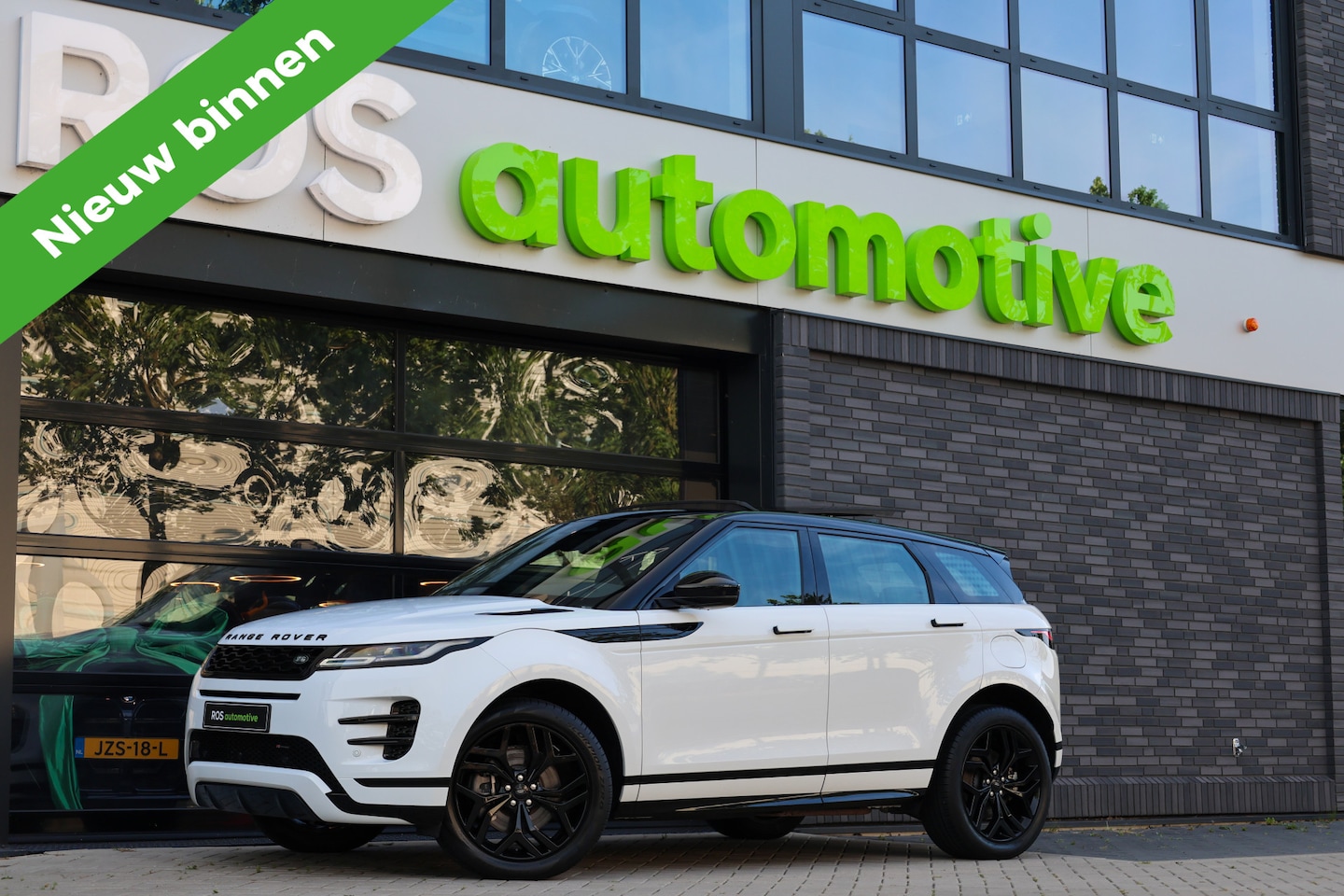 Land Rover Range Rover Evoque - 1.5 P300e AWD R-Dynamic SE | BTW | PANO | CAMERA | CARPLAY | ACC | ELEK KOFFERKLEP | ELEK - AutoWereld.nl
