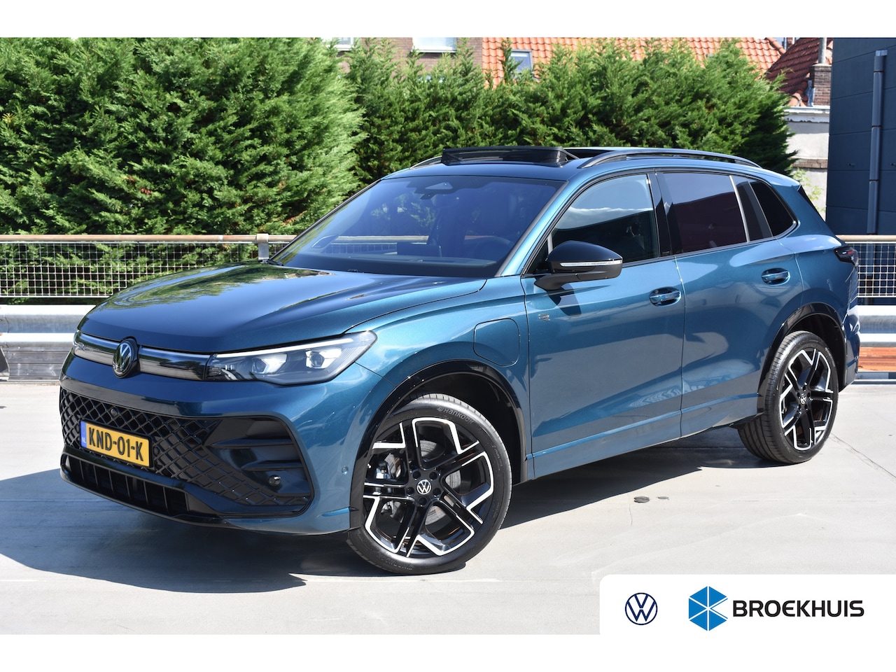 Volkswagen Tiguan - 1.5 272PK eHybrid R-Line Edition Assistance Pakket | Comfort Pakket Plus | Interieur Style - AutoWereld.nl
