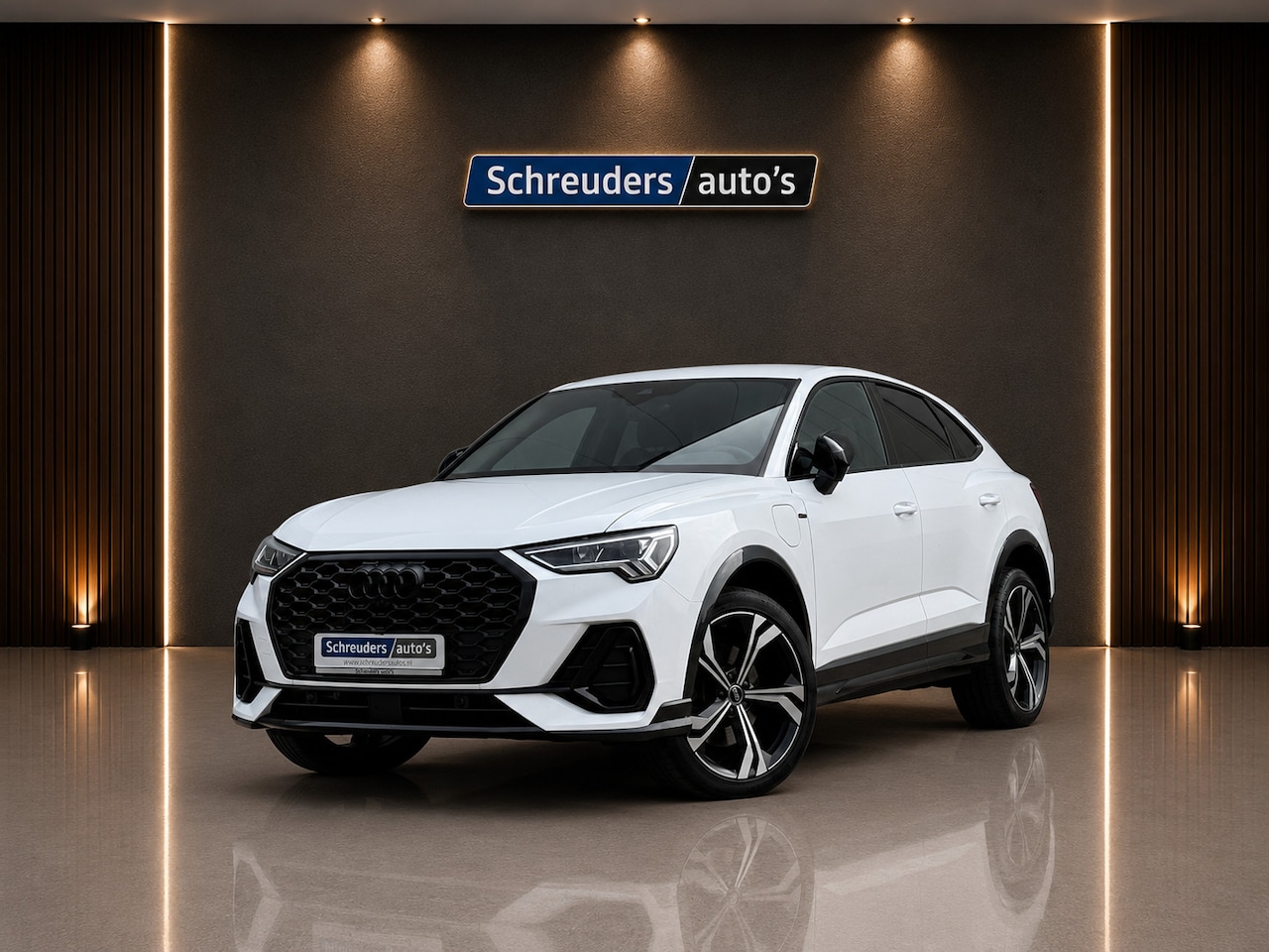 Audi Q3 Sportback - 45 TFSI e S-Line Black Ed. ACC Carbon 360 - AutoWereld.nl