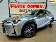 Lexus UX - 250h Luxury Line + OH historie|Trekhaak|LED|Keyless|Leder|Adaptive cruise|Climate|Navi|App