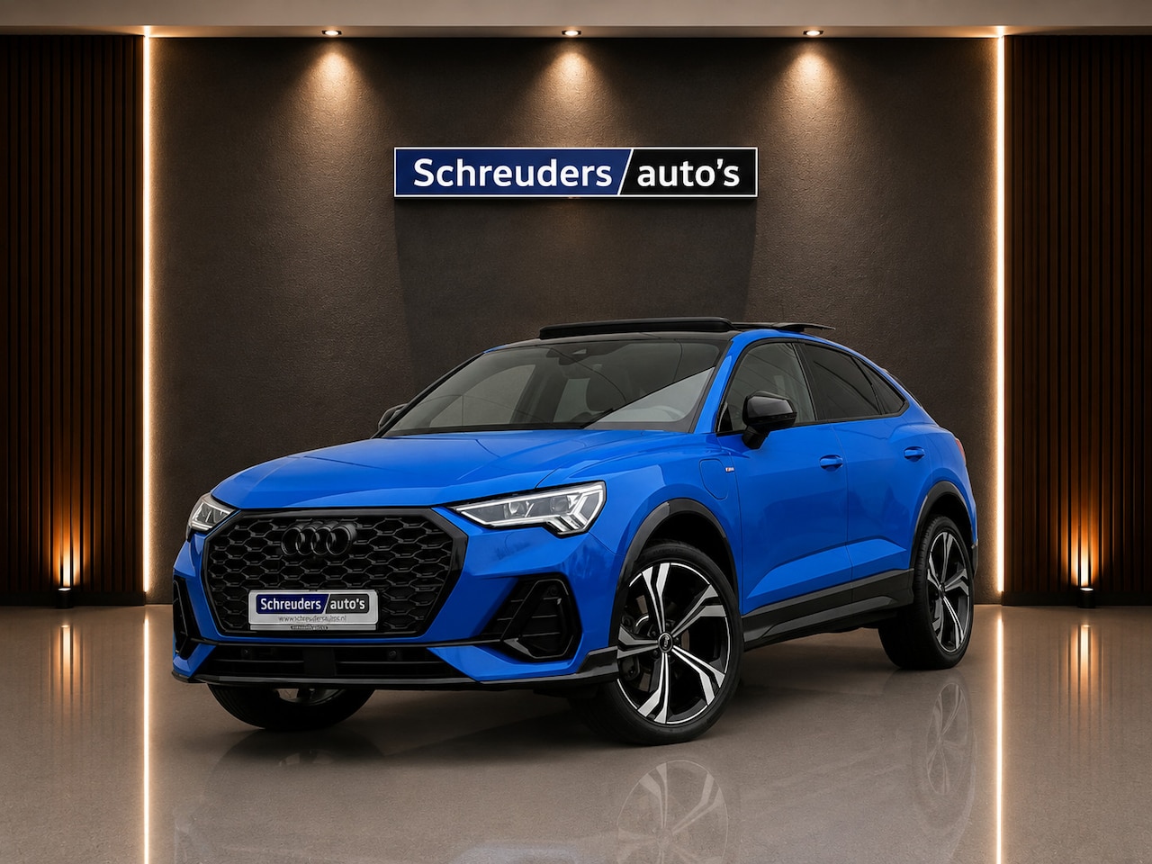 Audi Q3 Sportback - 45 TFSI e S-Line Black Ed. RS-Turboblauw - AutoWereld.nl