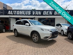 Mitsubishi Outlander - 2.0 2WD Instyle|Navi|Cruise|Clima|Carplay|360 Camera|Trekh|Pdc|Lmv|Elek Pakket|Nw Apk