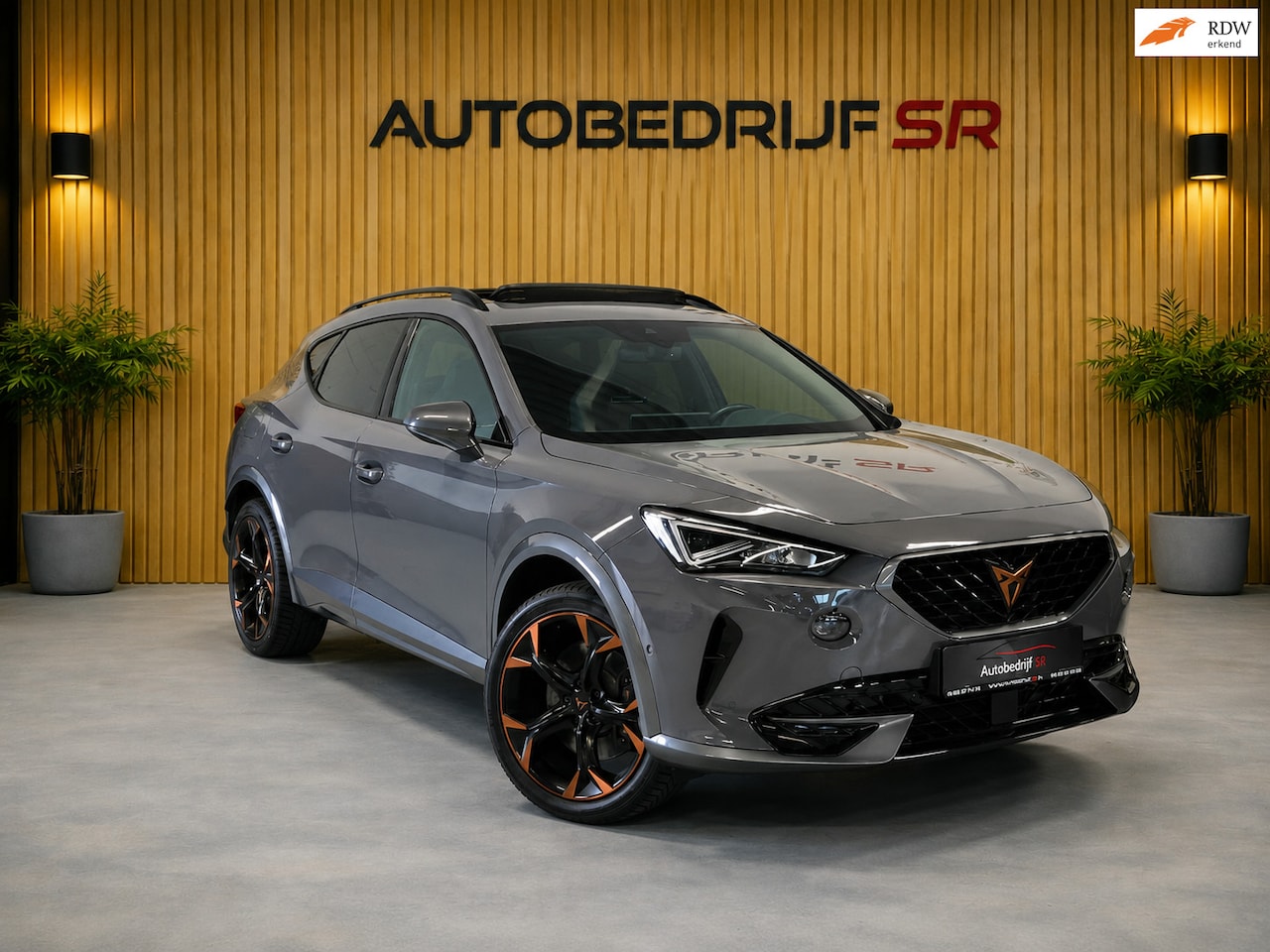 CUPRA Formentor - 1.4 e-Hybrid VZ Performance Pano! Trekhaak! Elek kofferbak! Camera! Sfeerverlichting! - AutoWereld.nl