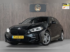 BMW 1-serie - 118i Automaat M Pakket LED NAVI Sfeer Verlichting