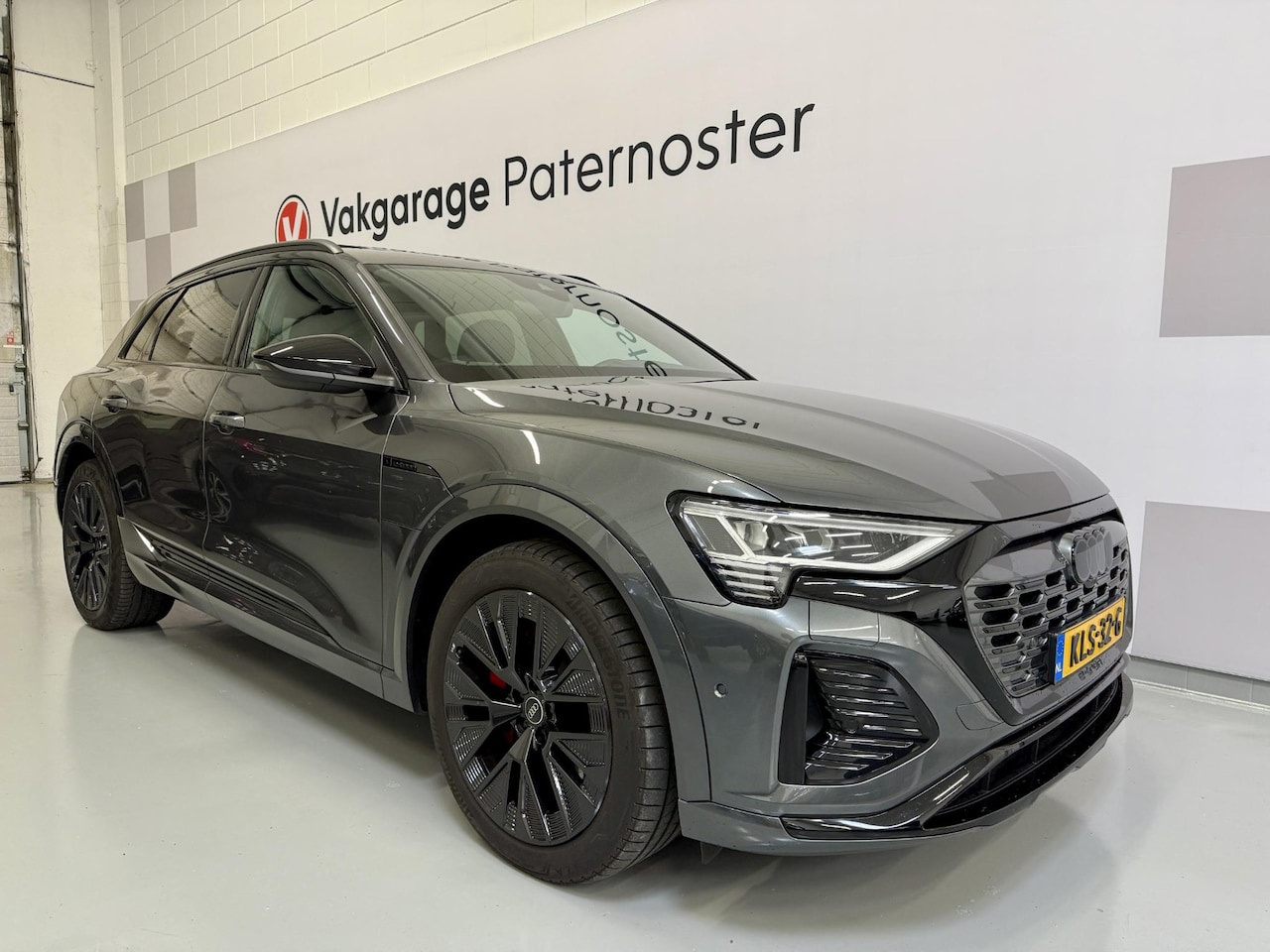 Audi Q8 e-tron - 55 quattro S-Line 115 kWh Pano / 21'' RS wielen / B&O - AutoWereld.nl