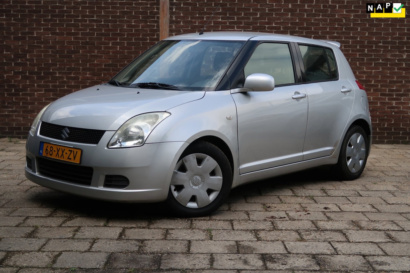Suzuki Swift - 1.5 GLS *Rijklaarprijs *2e Eigenaar *Automaat - AutoWereld.nl
