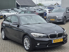 BMW 1-serie - 118i Executive | Leder | Cruise control | Parkeersensoren |
