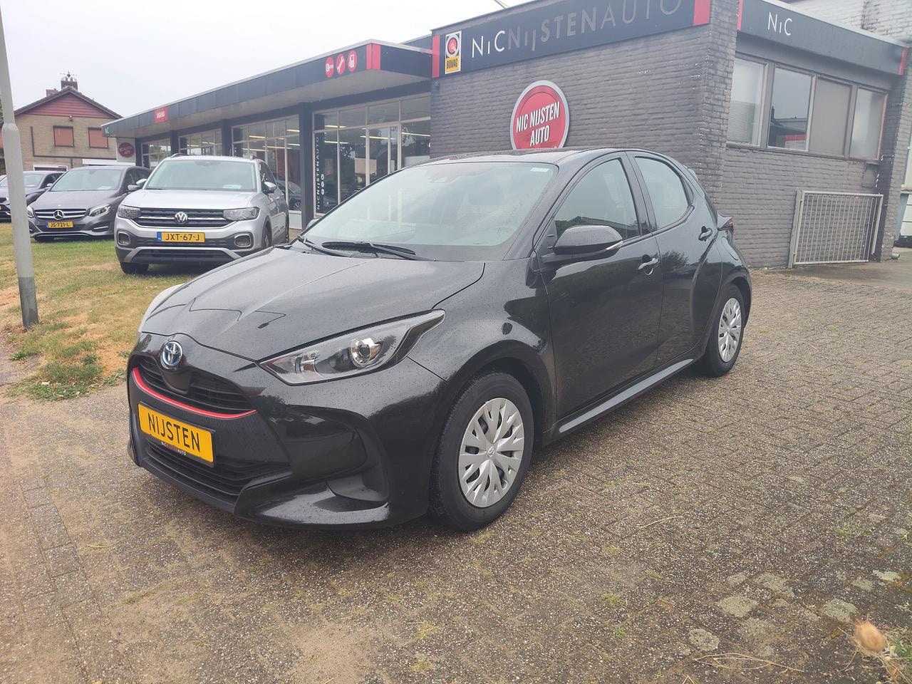 Toyota Yaris - 1.5 Hybrid Dynamic 1.5 Hybrid Dynamic,Cruise,Airco,Navi via App - AutoWereld.nl