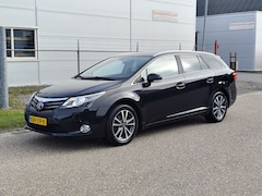 Toyota Avensis Wagon - 1.8 VVTi Dynamic Business