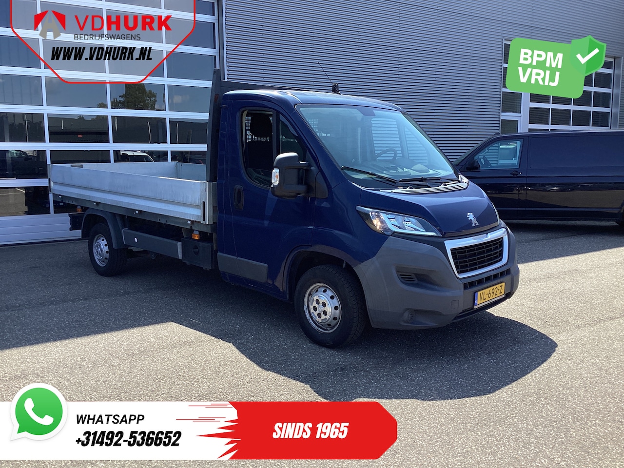 Peugeot Boxer - 2.2 HDI 130 pk EXPORT Open Laadbak/ 360x202x39/ Pick Up/ Gev.Stoel/ Trekhaak/ Airco/ Navi - AutoWereld.nl