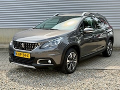 Peugeot 2008 - 1.2 PureTech GT-Line Automaat [ fm navi, camera, cruise, lmv ]