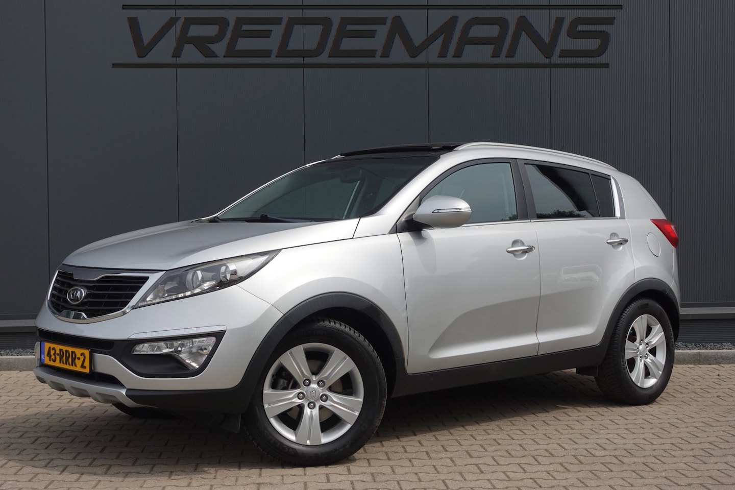 Kia Sportage - 1.6 GDI X-ecutive Plus Pack PANO / CLIMA - AutoWereld.nl