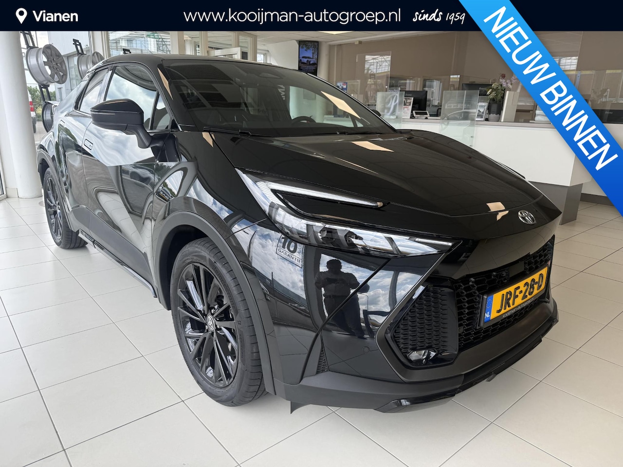 Toyota C-HR - 2.0 Plug-in Hybrid 220 Black Edition Demo Korting, Bomvol opties! Plug in - AutoWereld.nl