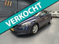 Volvo V40 - 2.0 D4 Summum Business LEDER STOEL MEMORY NAP NL AUTO
