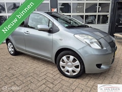 Toyota Yaris - 1.3 VVTi AUTOMAAT DEALERONDERHOUDEN NAP AIRCO