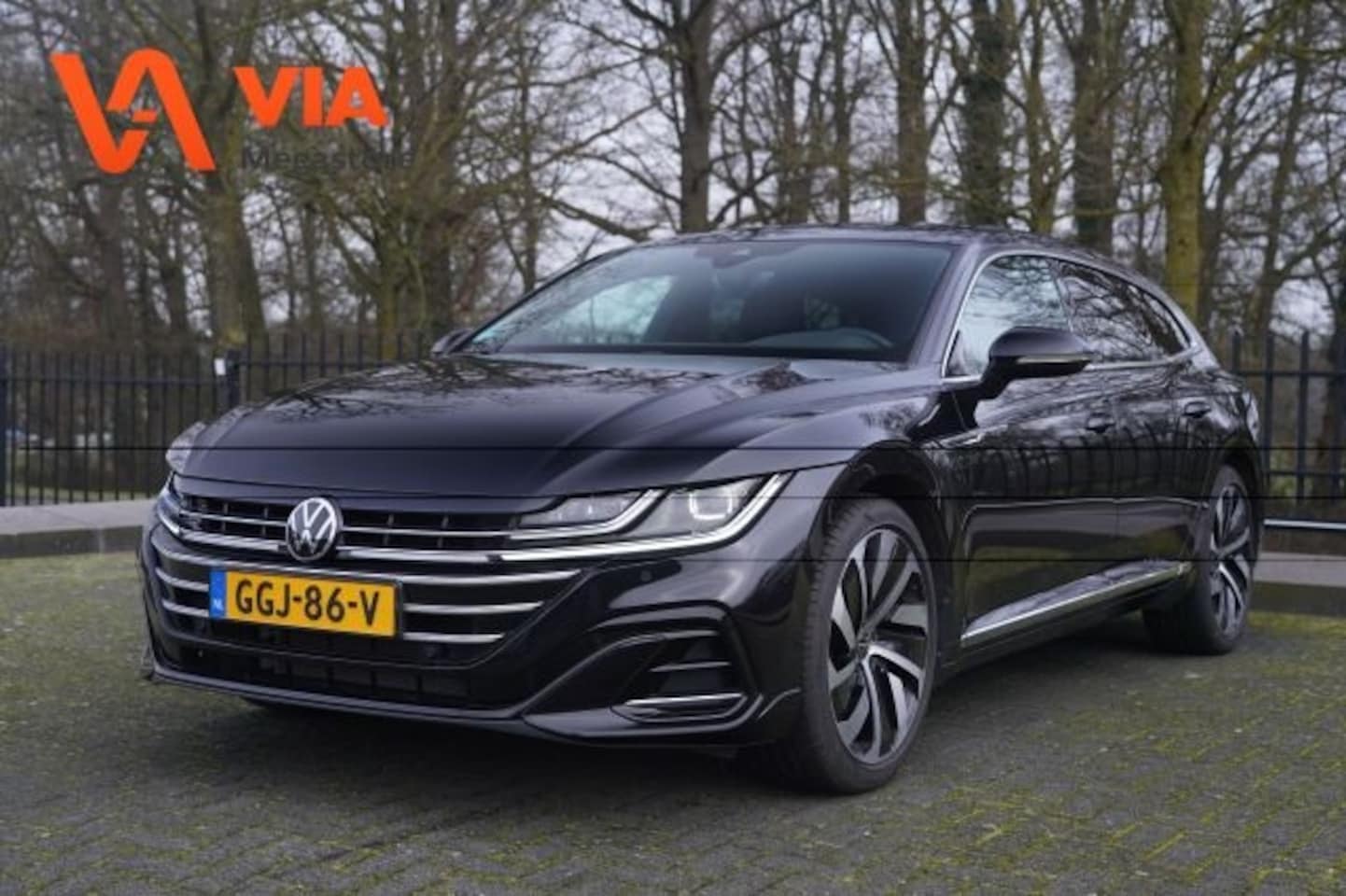 Volkswagen Arteon Shooting Brake - 2.0 TSI R-Line | Pano | Adaptive | Camera | Climate | LED | - AutoWereld.nl