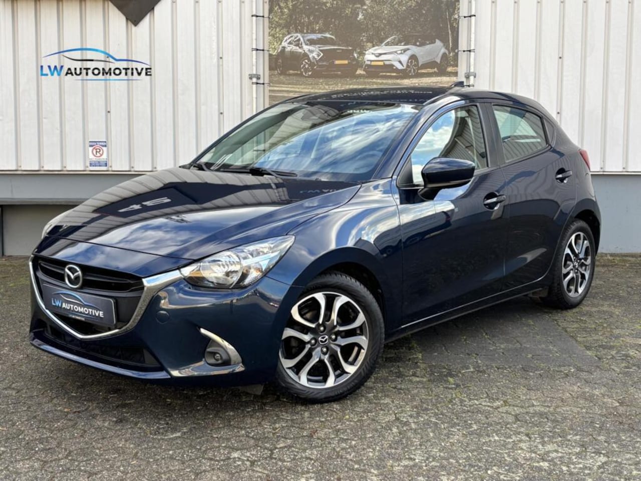 Mazda 2 - 1.5 Skyactiv-G Dynamic+ | Navigatie | Cruise | 16 inch - AutoWereld.nl