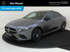 Mercedes-Benz A-klasse - 250 e Business Solution AMG-Line / Panaroma-dak / Achteruitrijcamera / Night-Pakket / Mult