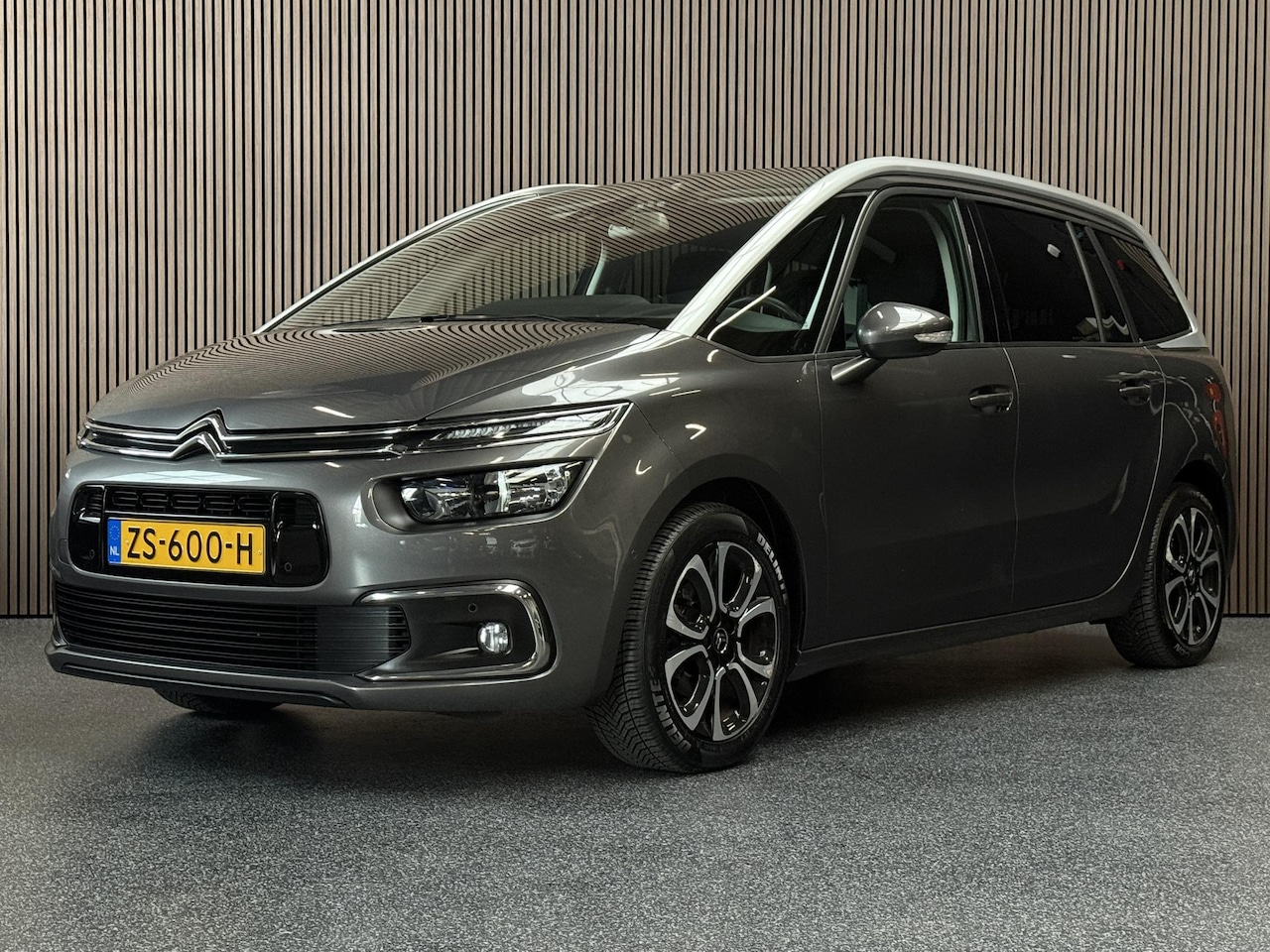 Citroën Grand C4 SpaceTourer - 1.2 PureTech Business | Camera | Carplay | Riem vervangen - AutoWereld.nl