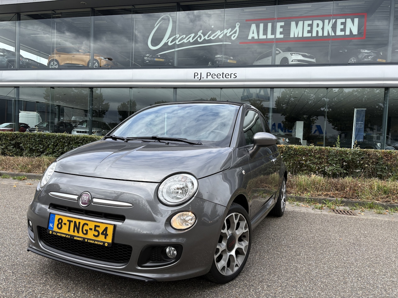 Fiat 500 C - 0.9 TwinAir Turbo 500S Airco - Parkeersensor achter - Open dak - Bluetooth - Licht metalen - AutoWereld.nl