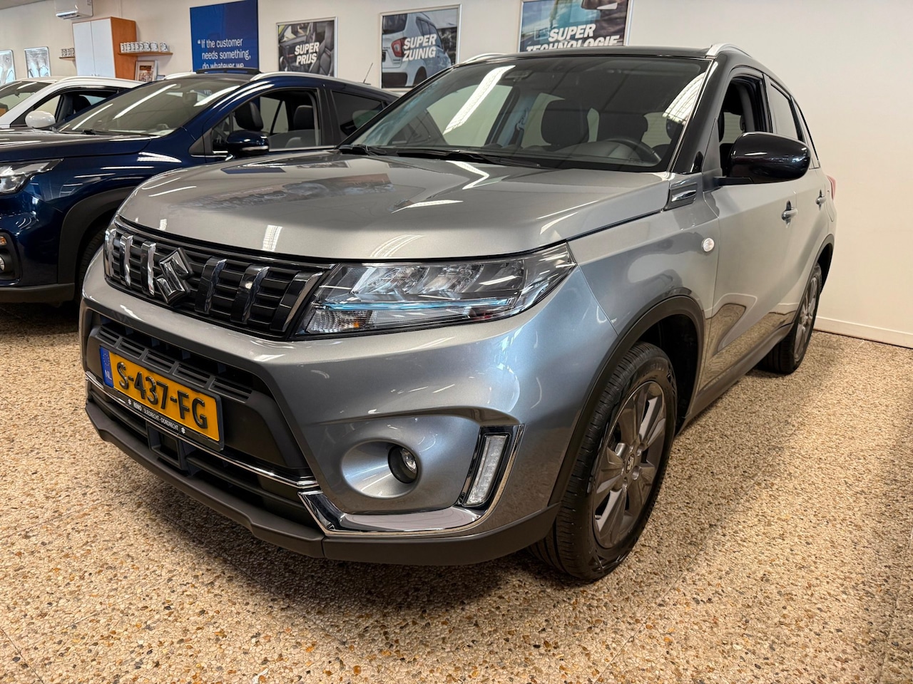 Suzuki Vitara - 1.4 Boosterjet Select Smart Hybrid Navi| Carplay| 10 jaar garantie! - AutoWereld.nl