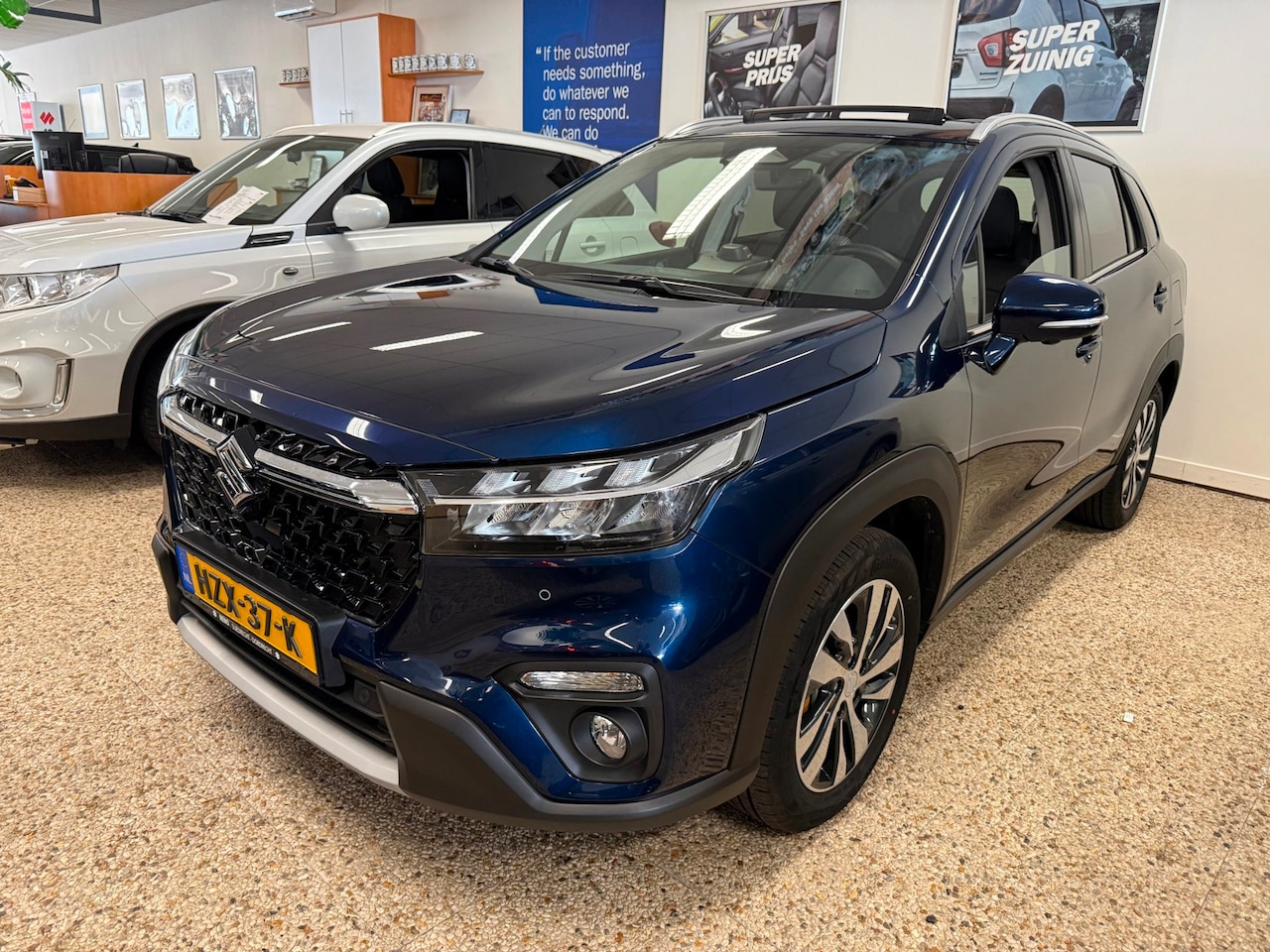Suzuki S-Cross - 1.4 Boosterjet Style Hybrid Automaat |Panorama-dak| Carplay| 10 jaar garantie! - AutoWereld.nl