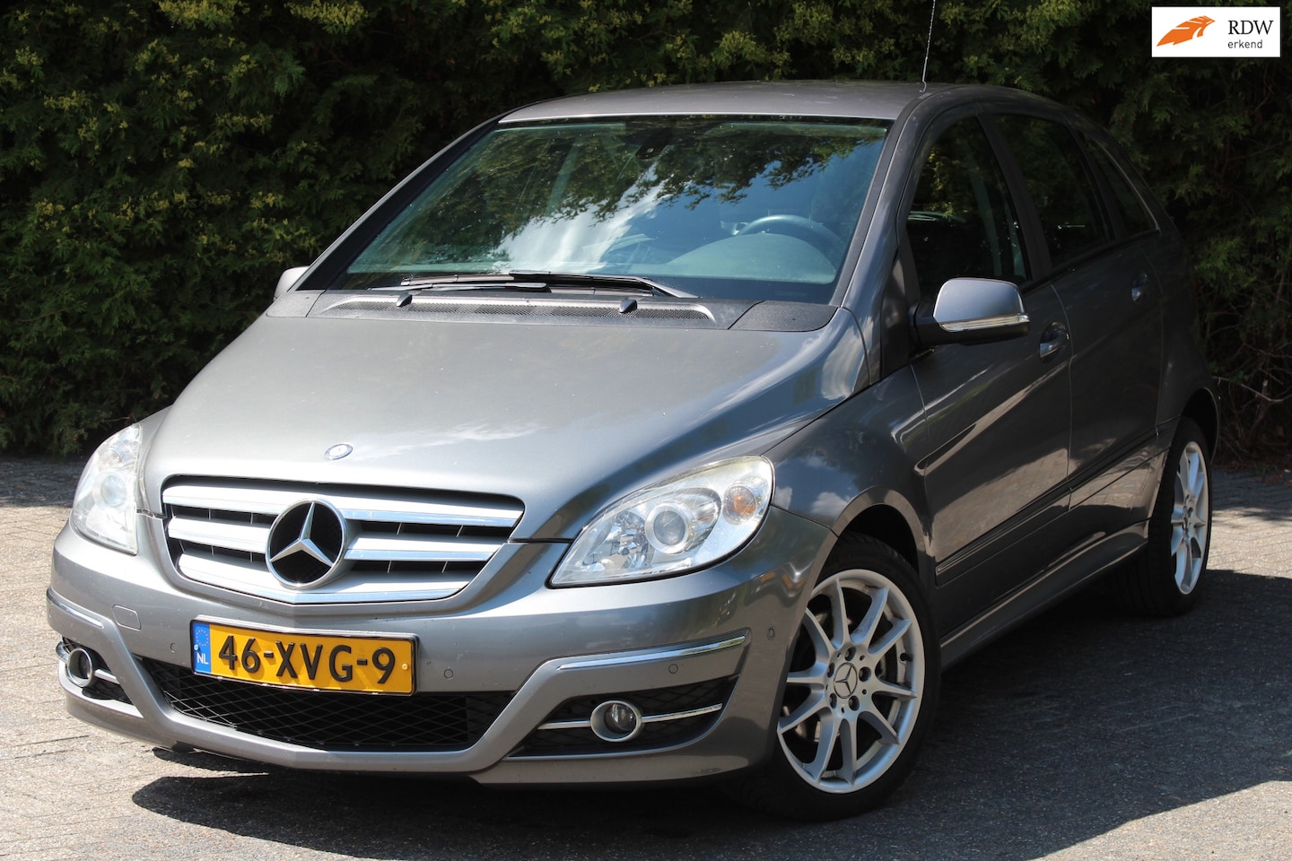Mercedes-Benz B-klasse - 180 CDI Business Class 110PK | Trekhaak | Parkeersensoren | Airco | Stoelverwarming - AutoWereld.nl