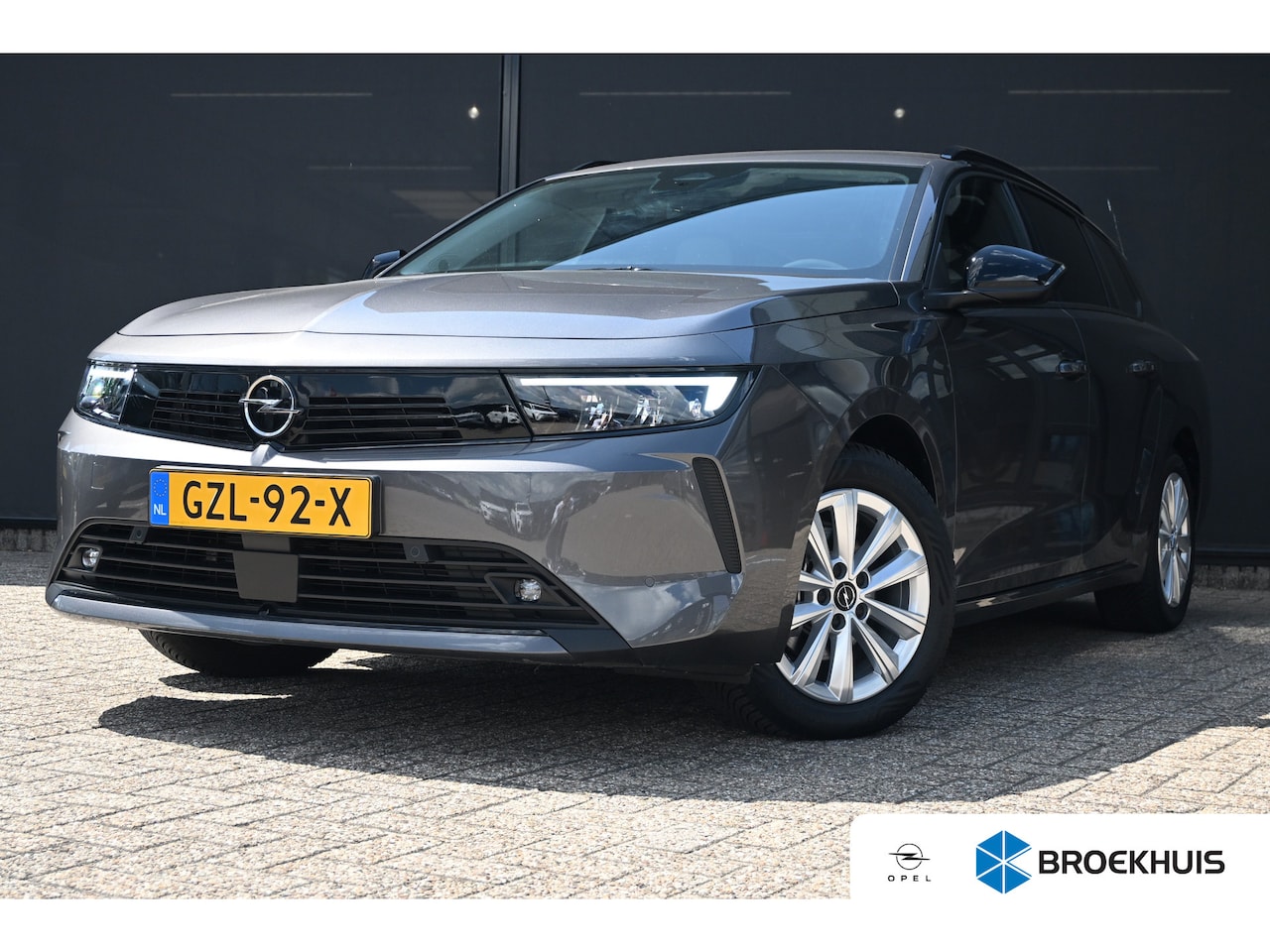 Opel Astra Sports Tourer - 1.2 Turbo Edition | Afn. Trekhaak | Adaptive Cruise | Achteruitrijcamera | Stuur/Stoelverw - AutoWereld.nl