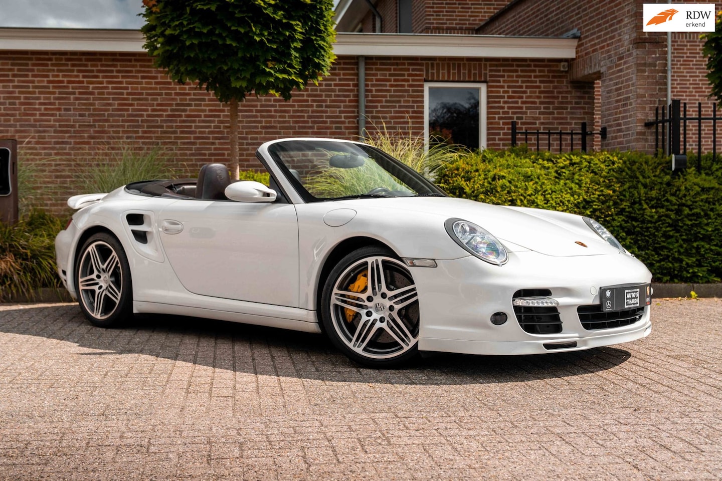 Porsche 911 Cabrio - 3.6 Turbo 480 PK Keramisch Chrono Xenon Bose Leder Memory 19'' - AutoWereld.nl