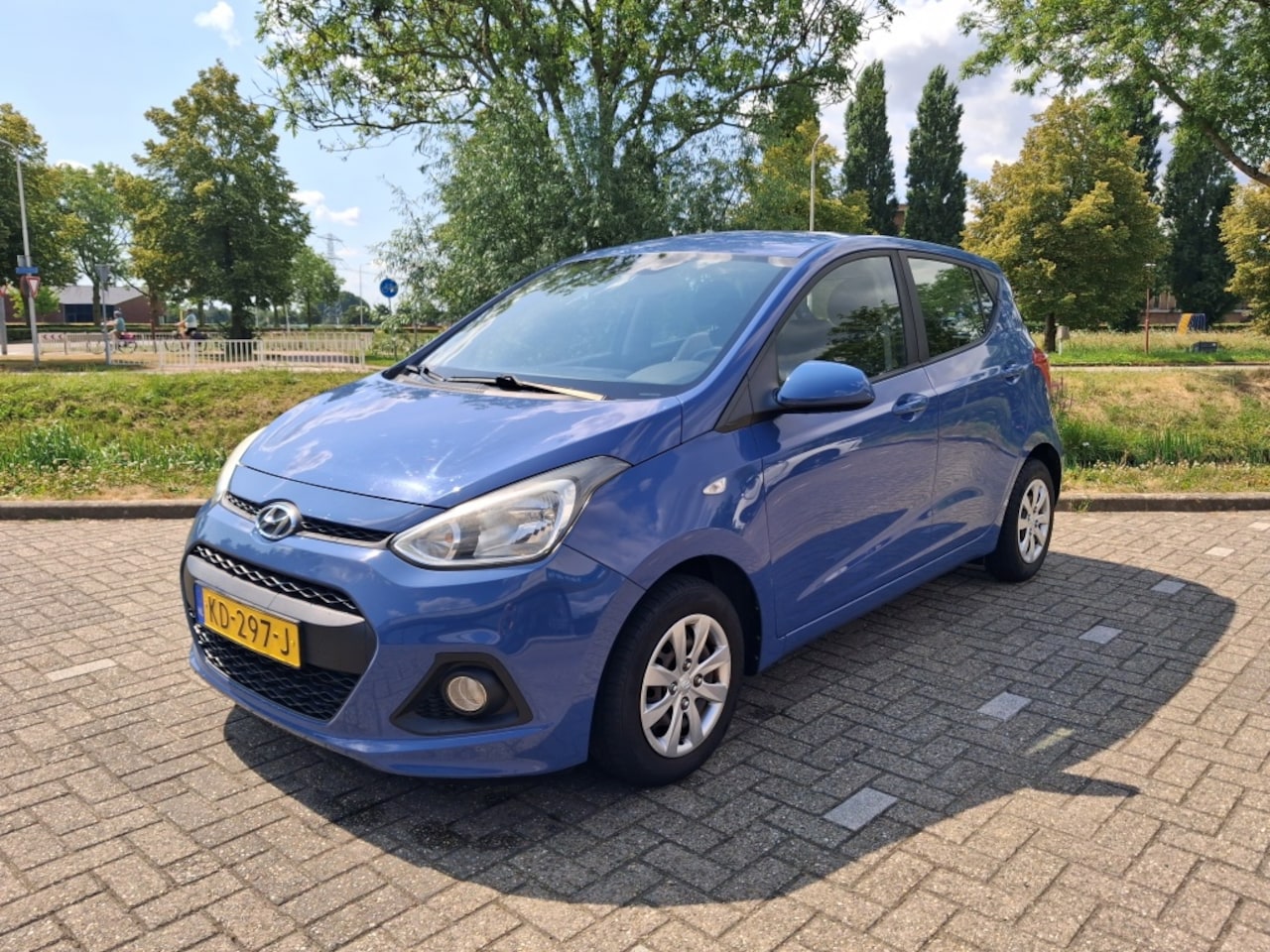 Hyundai i10 - 1.0i i-Motion Comf. - AutoWereld.nl