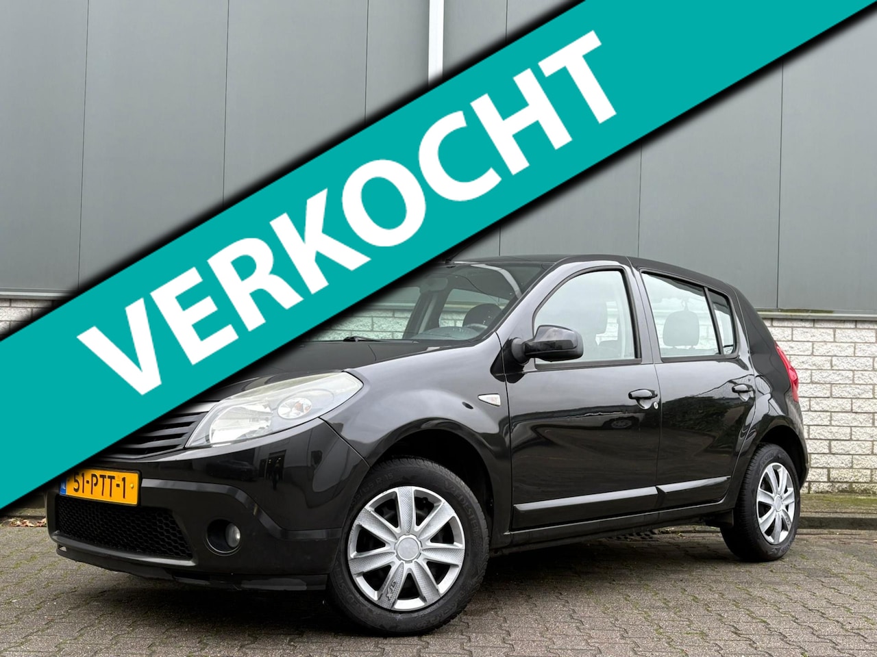 Dacia Sandero - 1.2 Blackline-Airco-NWE distributieriem+koppeling - AutoWereld.nl