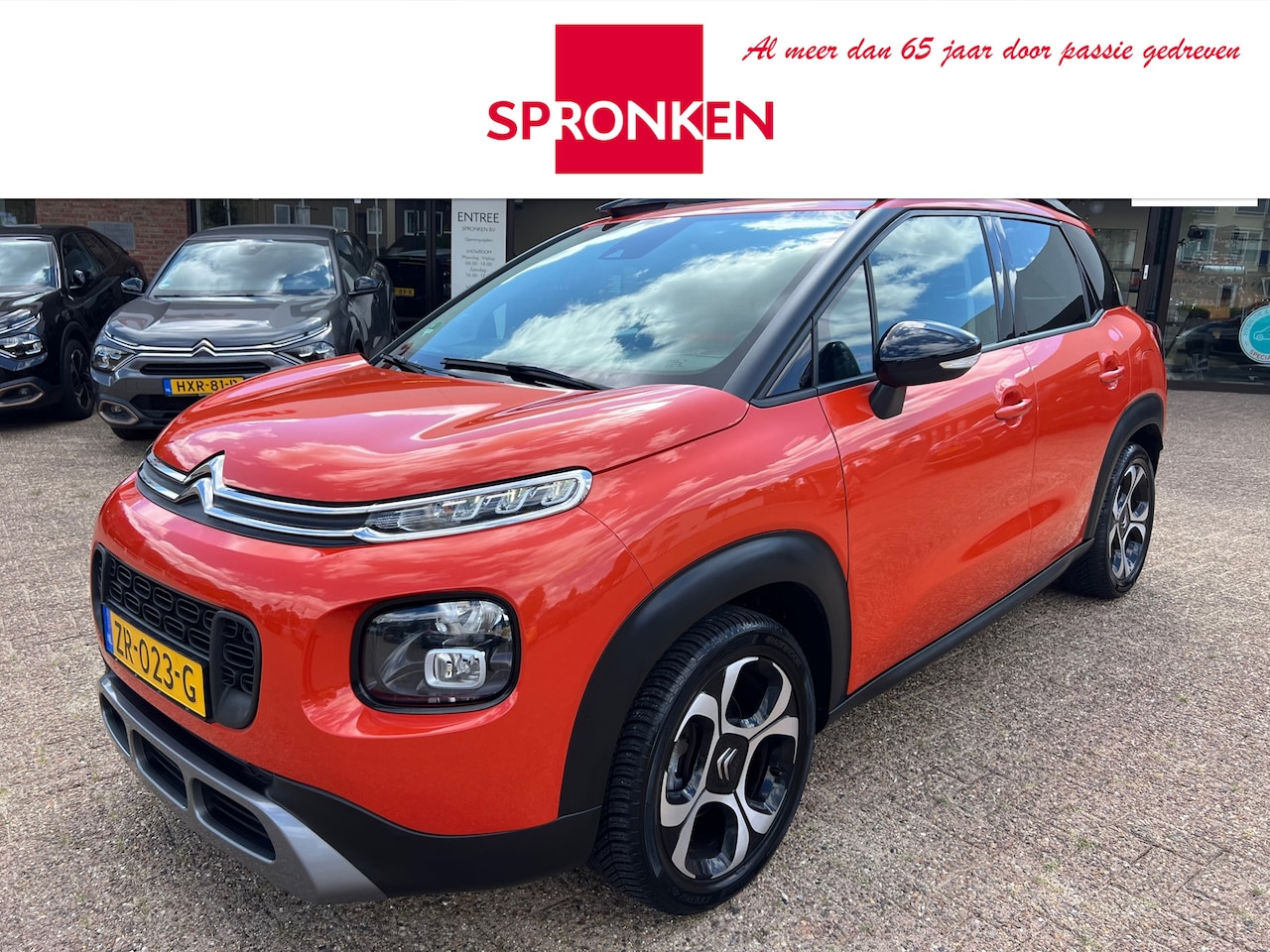 Citroën C3 Aircross - 1.2 110 pk PureTech S&S Shine Navi-Trekhaak-Panoramadak-LM velgen-PDC - AutoWereld.nl