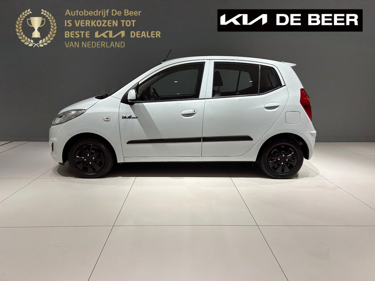 Hyundai i10 - 1.0i 69pk Blué S&S i-Drive Cool AIRCO! - AutoWereld.nl