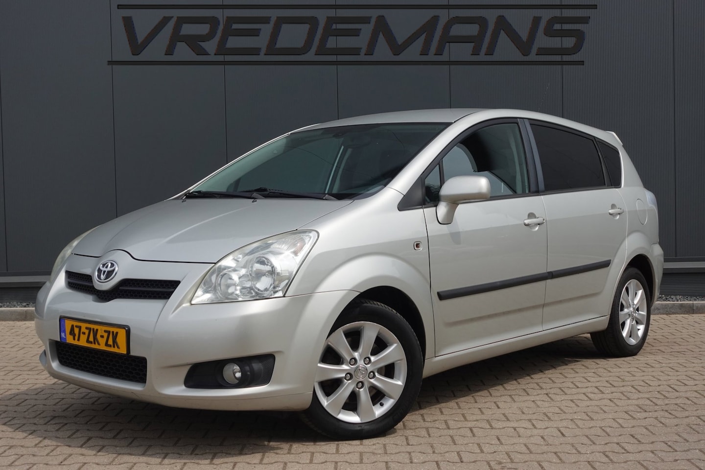 Toyota Verso - 1.8 VVT-i Luna 1.8 VVT-i Luna - AutoWereld.nl