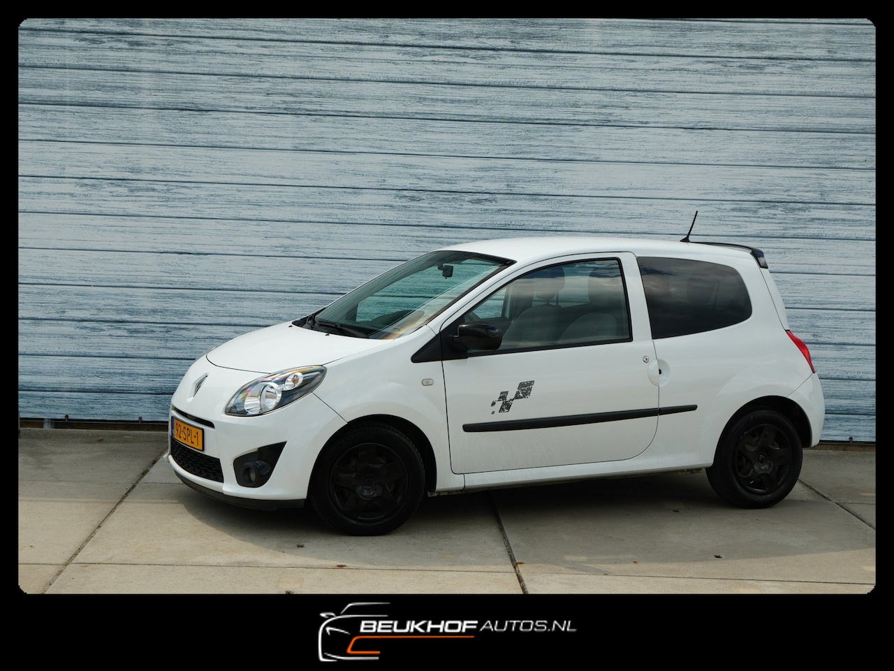 Renault Twingo - 1.2-16V Collection Sport Airco Apk 04-2027 - AutoWereld.nl