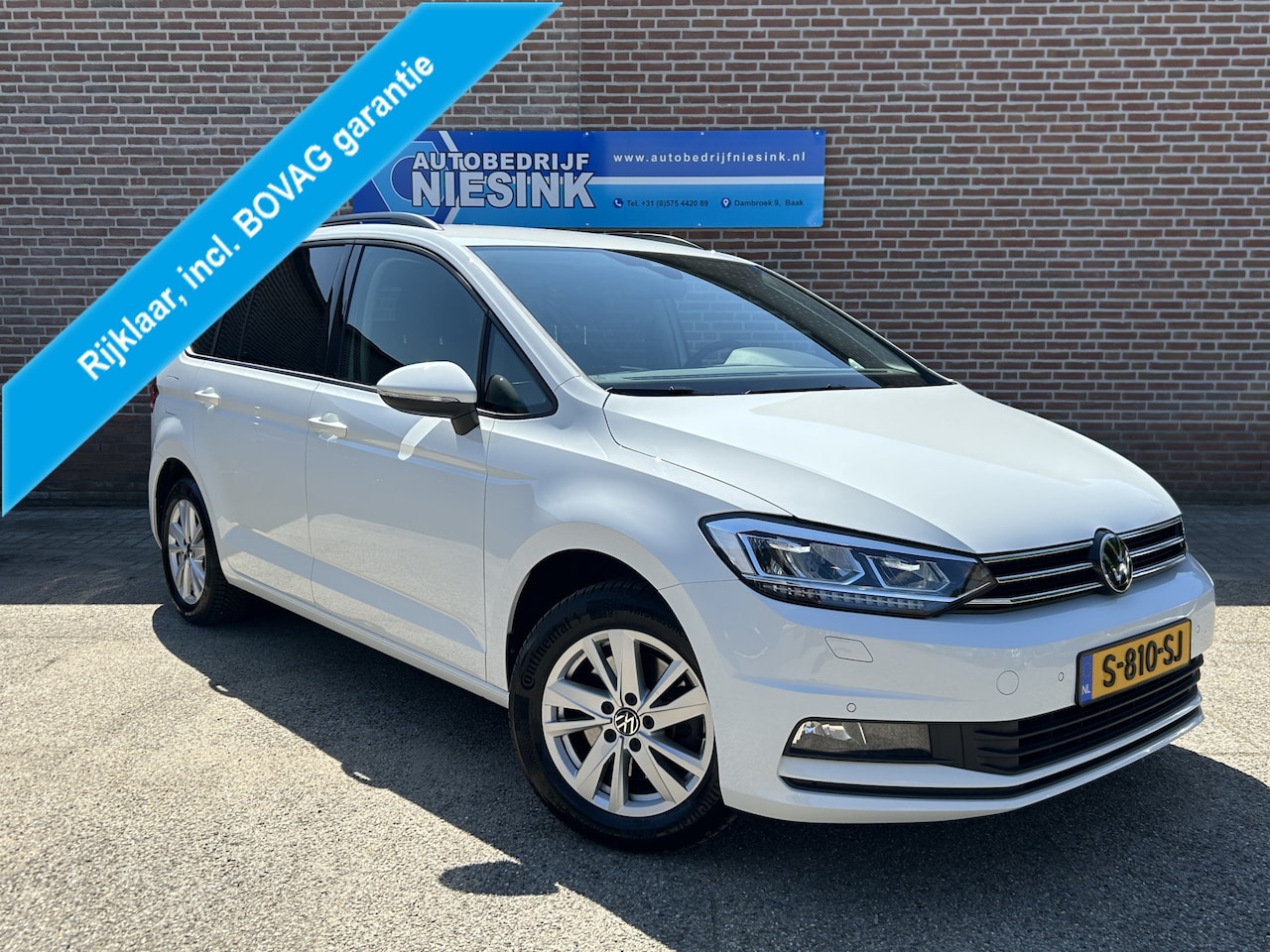 Volkswagen Touran - 1.5 TSI Comfortline Business 7p Keyless/ACC/PDC/E-Klep/stoelverwarming - AutoWereld.nl