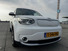 Kia e-Soul - EV ExecutiveLine 27 kWh CLIMA CRUISE CAMERA CARPLAY