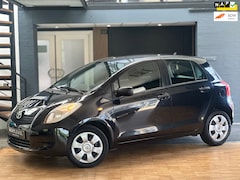Toyota Yaris - 1.3 VVTi Terra APK Trekhaak Airco