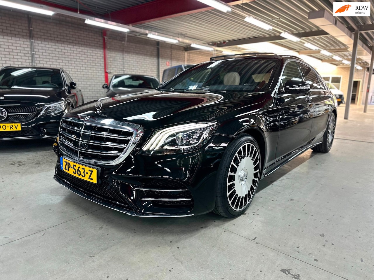 Mercedes-Benz S-klasse - 350d 4Matic Lang Premium Plus 350d 4Matic Lang Premium Plus, AMG, Pano, VOL! - AutoWereld.nl