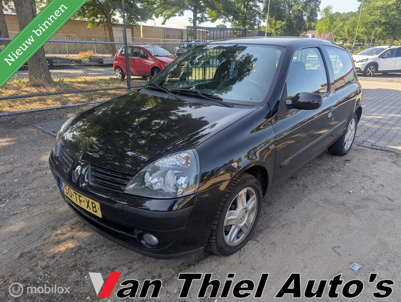 Renault Clio - 1.2-16V Campus 1.2-16V Campus - AutoWereld.nl