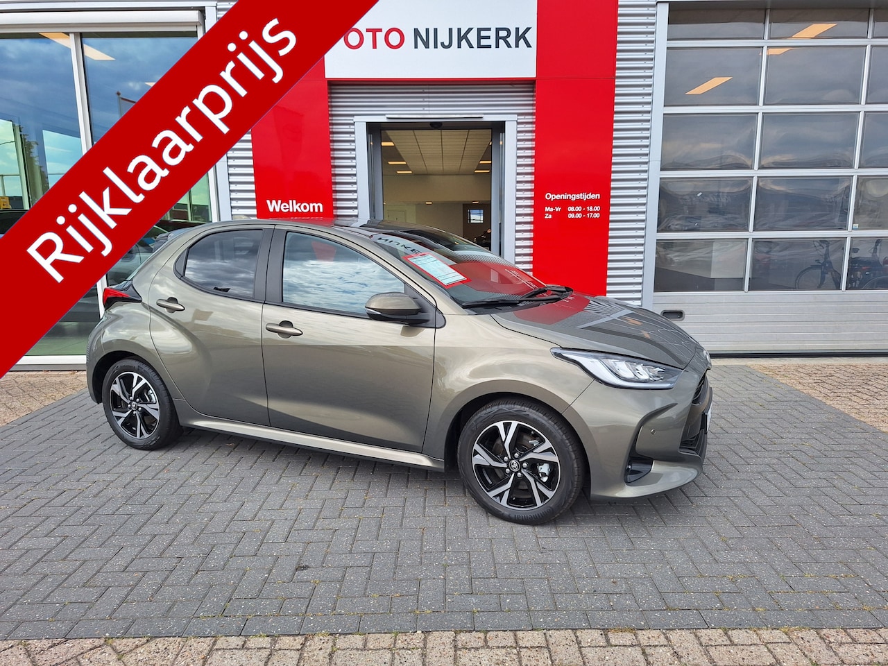 Toyota Yaris - 1.5 Hybrid 115 Dynamic met Comfort Pack Limited - AutoWereld.nl