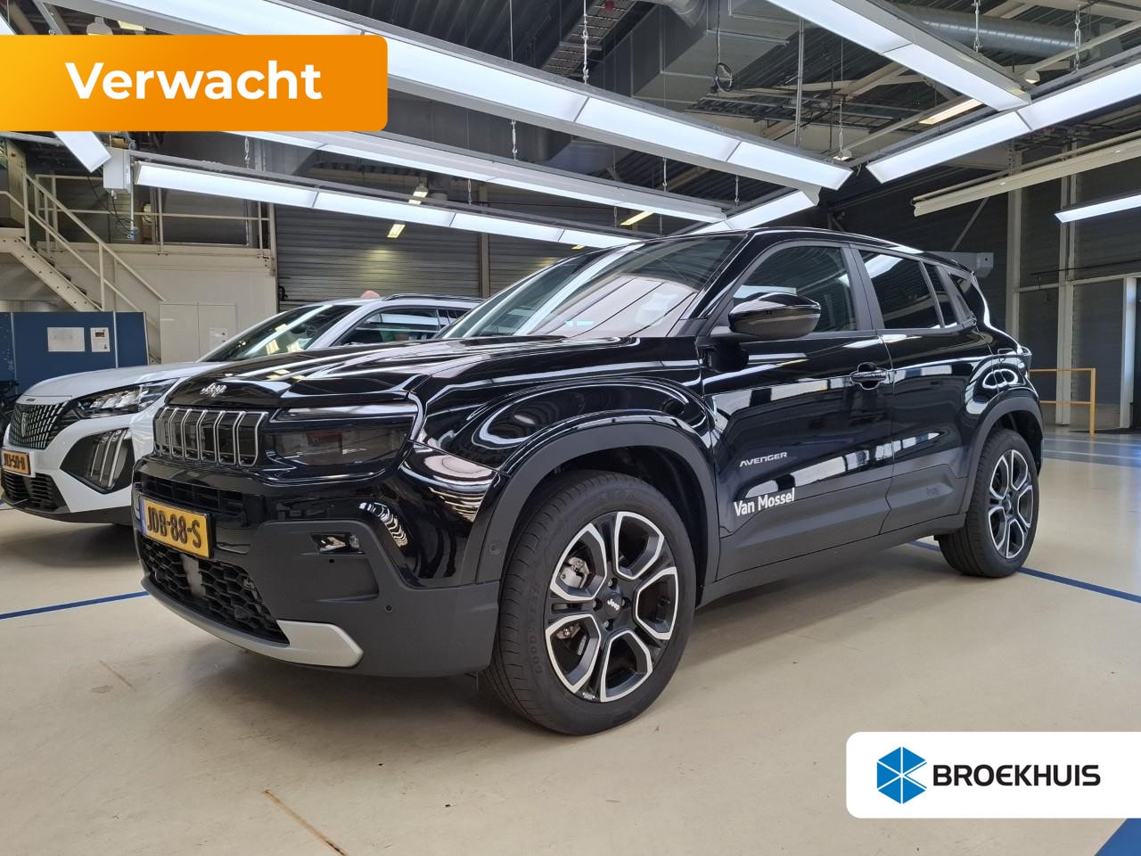 Jeep Avenger - Summit 54 kWh 100%SOH! Tot 8 Jaar Garantie! | Schuif-/Kanteldak | Stoelverwarming | Naviga - AutoWereld.nl
